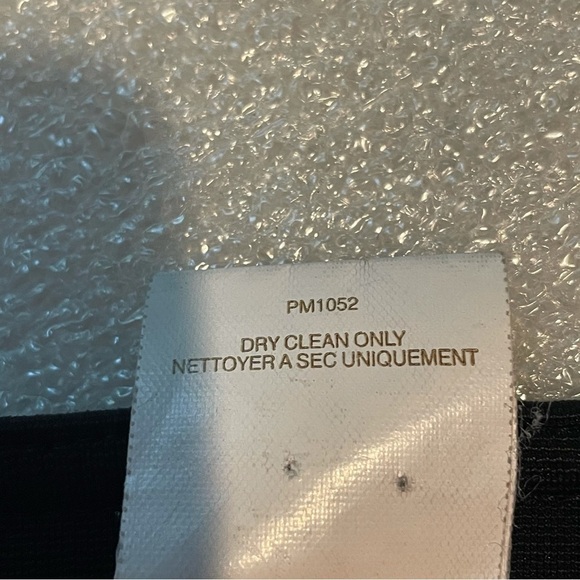 marciano Black Leggings pants with hook loop hardware on back of leg 4 - Picture 11 of 12